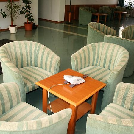 Park Hotel Es Rendezveny Centrum Bábolna Eksteriør billede